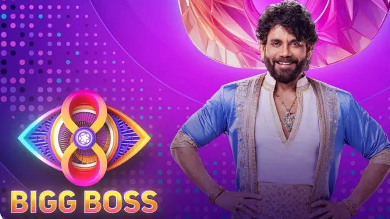 Bigg Boss 8 Telugu: Nikhil And Gautam Face Off In Grand Finale Race Bigg Boss 8 Telugu: Nikhil And Gautam Face Off In Grand Finale Race