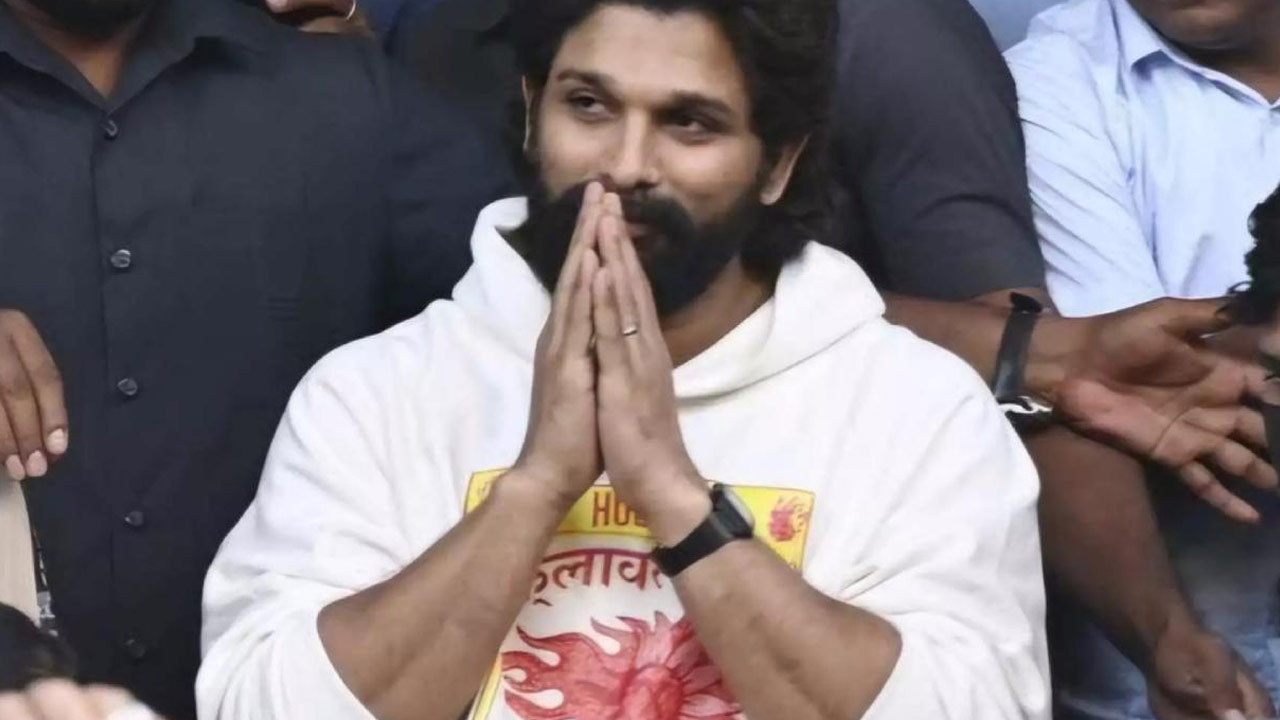 Cyber Crime Police File Cases Against Allu Arjun Fans for Inappropriate Social Media Posts Cyber Crime Police File Cases Against Allu Arjun Fans for Inappropriate Social Media Posts