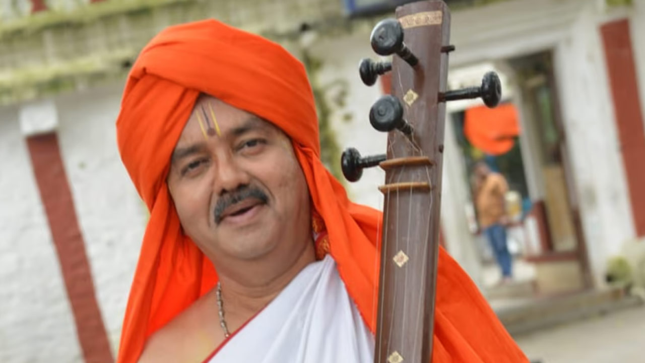 Dasavarenya Sri Vijayadasaru Part 2: Traditional Muhurat Marks Grand Launch Dasavarenya Sri Vijayadasaru Part 2: Traditional Muhurat Marks Grand Launch