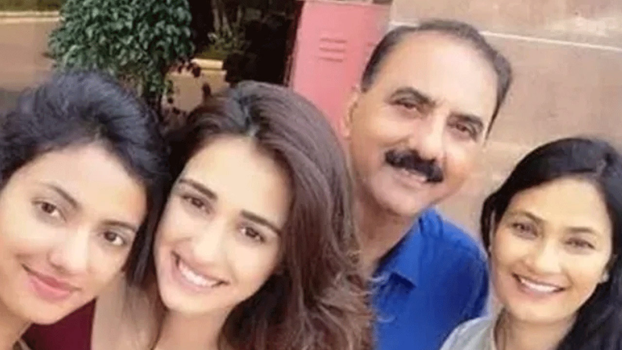 Disha Patani's Father Falls Victim to â‚¹25 Lakh Fraud by Gang Promising Government Job