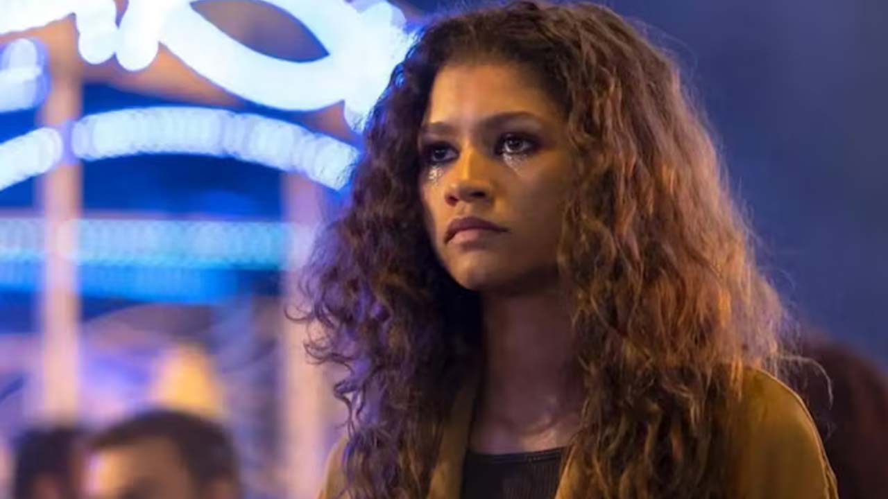 Euphoria Season 3: Zendaya Hints at Exciting Storylines Post-High School Euphoria Season 3: Zendaya Hints at Exciting Storylines Post-High School