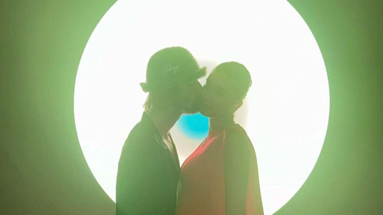 Justin Bieber and Hailey Share New Photos Justin Bieber and Hailey Share New Photos