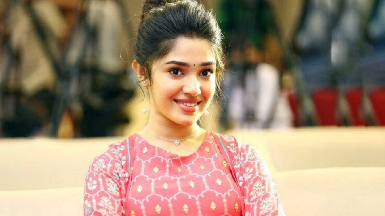 Krithi Shetty Secures Major Role in Upcoming Romantic Comedy with Vishwak Sen