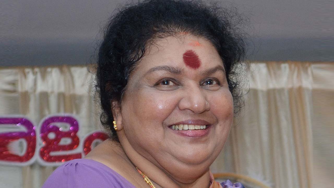 Veteran Malayalam Actor Kaviyoor Ponnamma Passes Away at 79 Veteran Malayalam Actor Kaviyoor Ponnamma Passes Away at 79