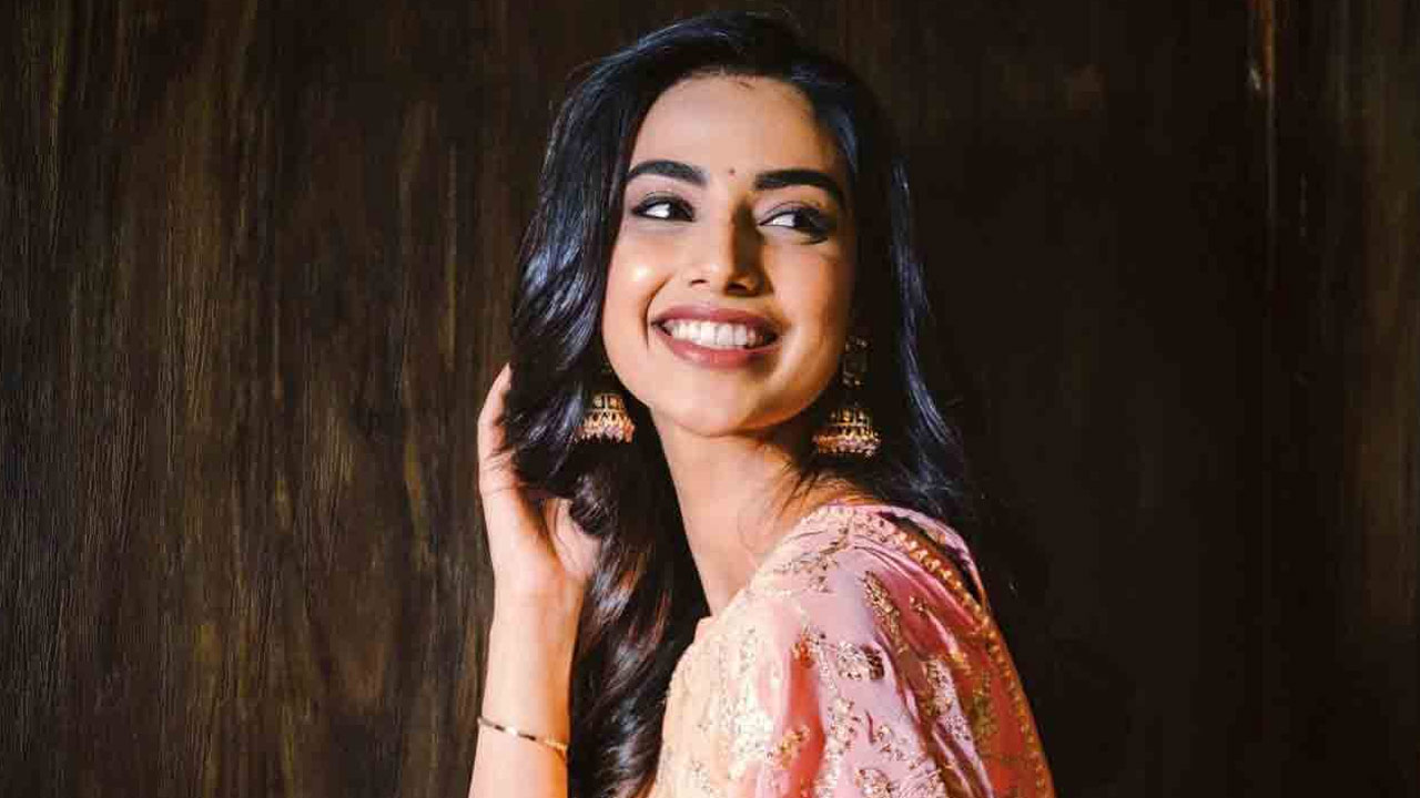 Meenakshi Chaudhary Clears Marriage Rumors with Sushanth and Talks Upcoming Projects
