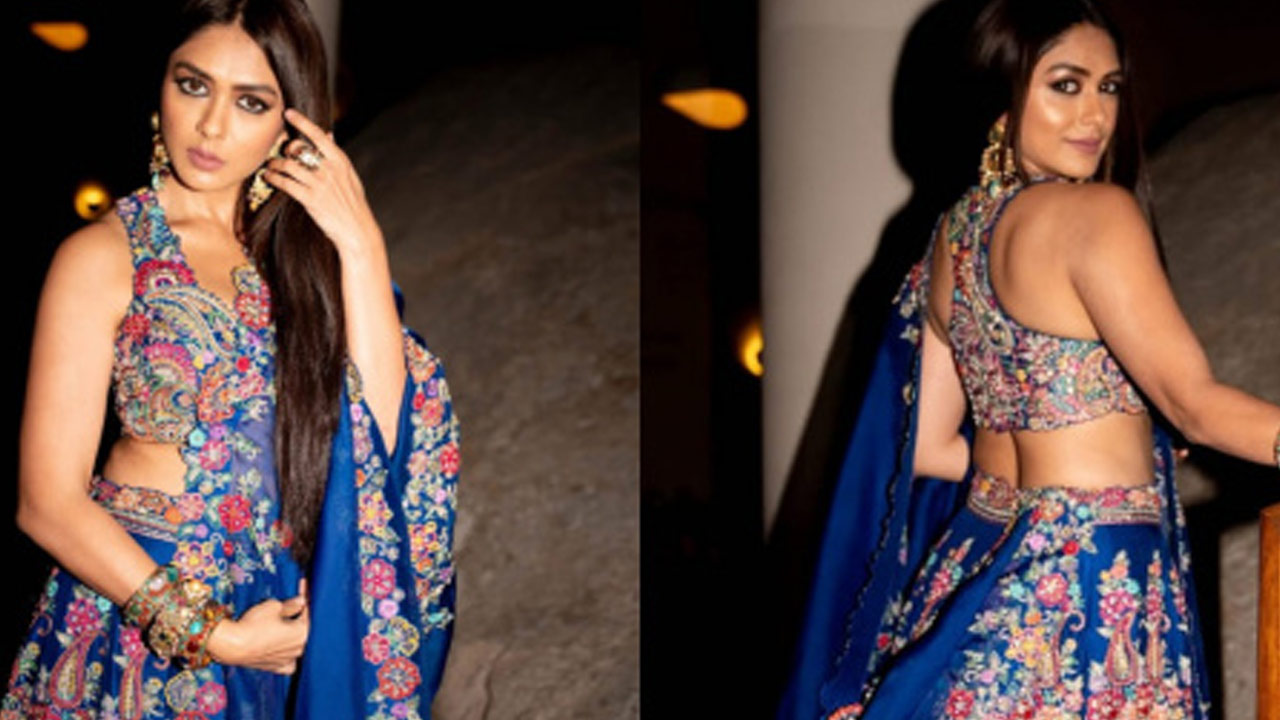 Mrunal Thakur Blue lehenga Photos