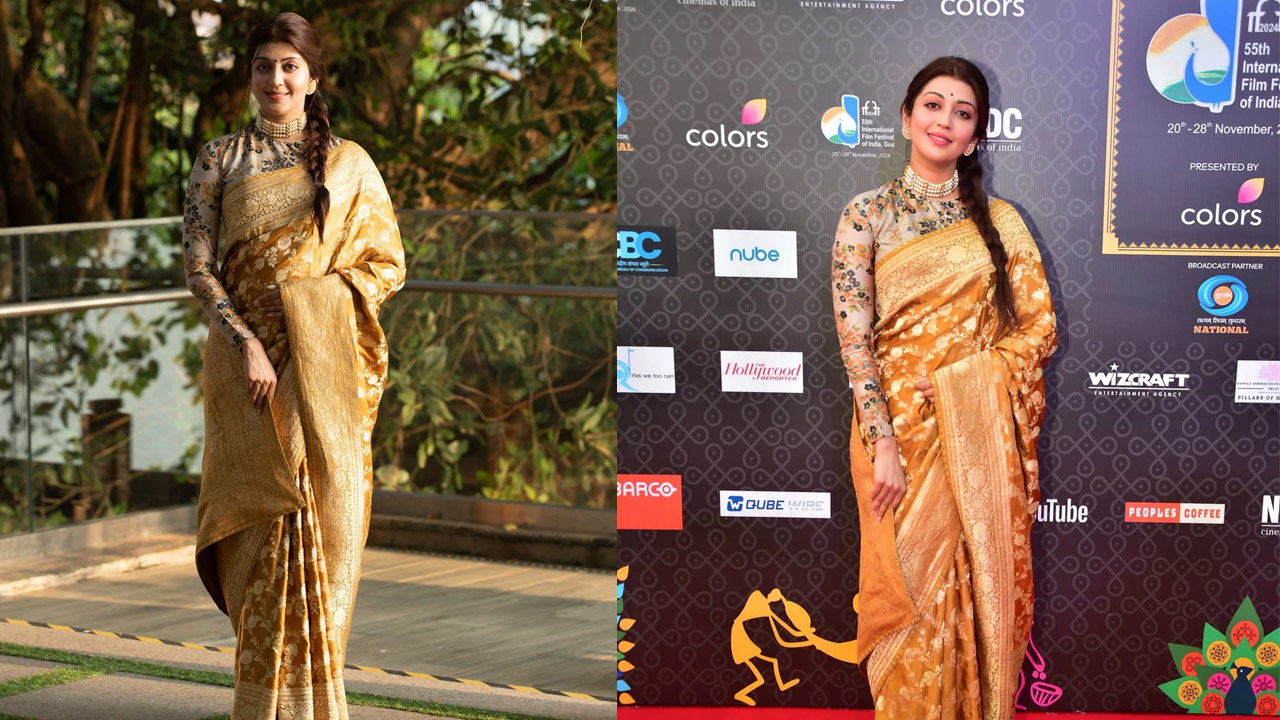 Pranitha Stuns in a Saree at the Goa Film Festival Pranitha Stuns in a Saree at the Goa Film Festival