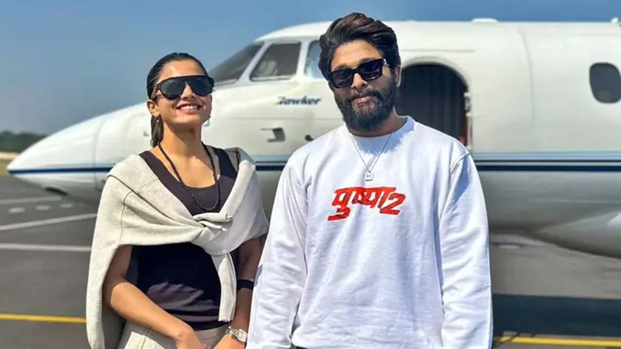 Pushpa 2 Trailer Launch In Patna: Allu Arjun Rashmika Mandanna Light Up The Stage Pushpa 2 Trailer Launch In Patna: Allu Arjun Rashmika Mandanna Light Up The Stage