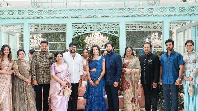Chiranjeevi And Ranveer Singh Dance At Shankar's Daughter Reception Video Gose Viral Chiranjeevi And Ranveer Singh Dance At Shankar's Daughter Reception Video Gose Viral