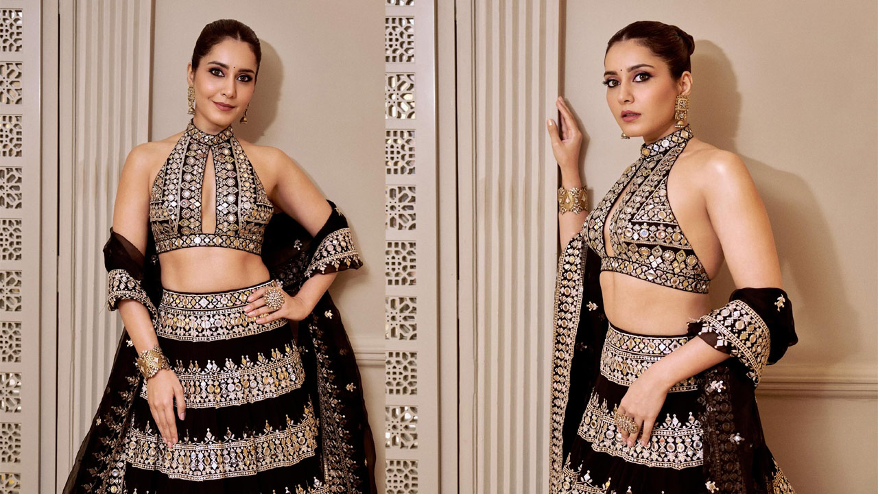 Rashi Khanna Stuns in a Gorgeous Black Dress