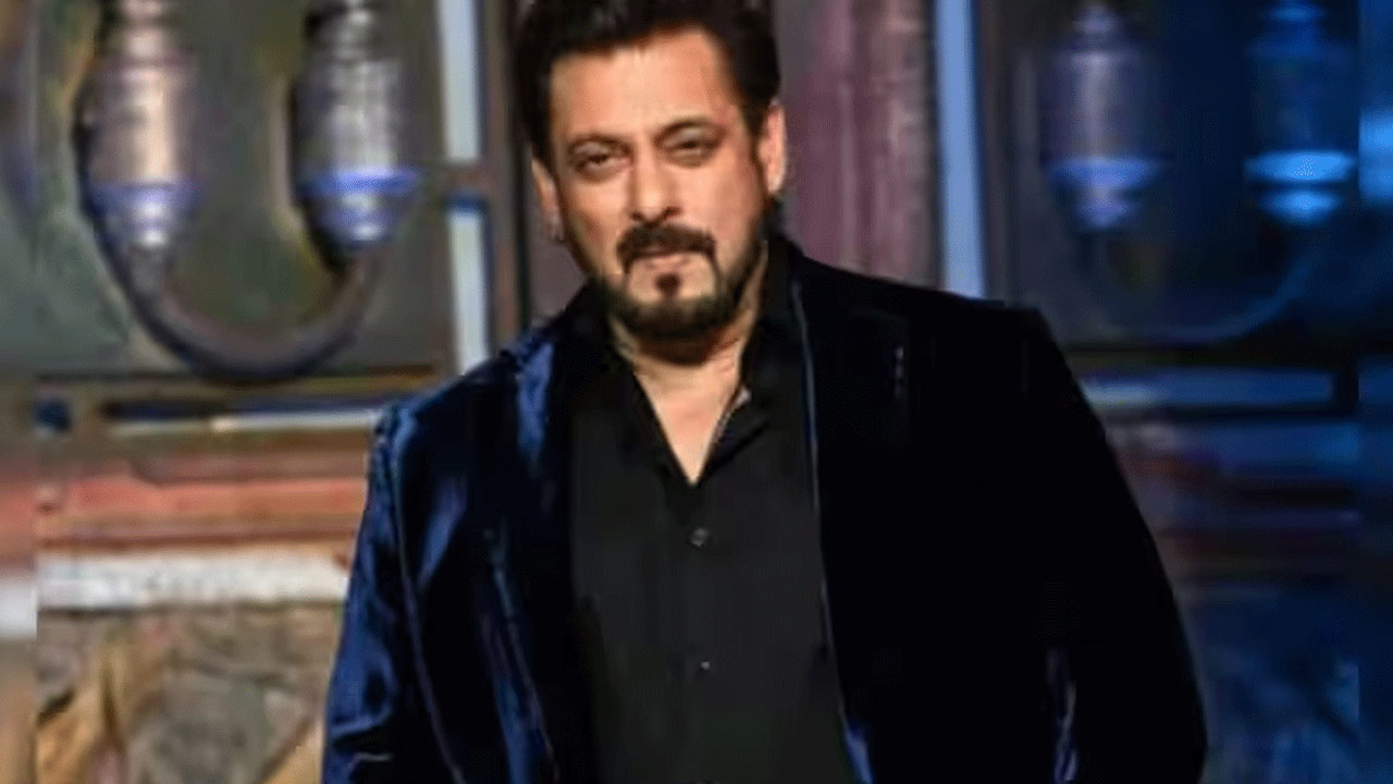 Salman Khan Threatened with Extortion Demand Songwriter Sohail Pasha Arrested Salman Khan Threatened with Extortion Demand Songwriter Sohail Pasha Arrested