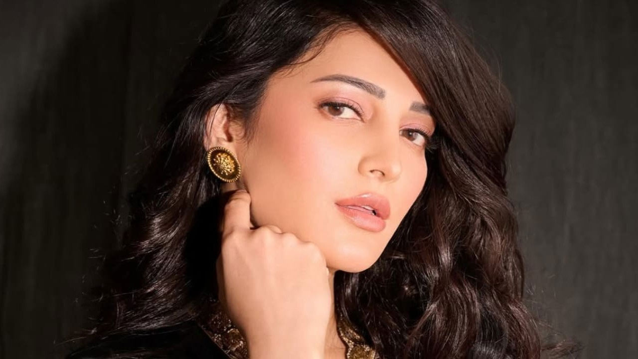 Shruti Haasan Opens Up About Her Parents' Divorce And Its Impact On Her Life Shruti Haasan Opens Up About Her Parents' Divorce And Its Impact On Her Life