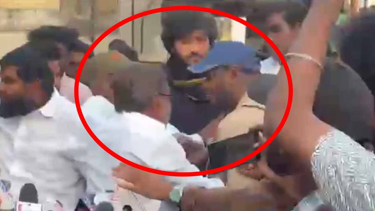 Director of 'Drinker Sai' Attacked by Fans Over Controversial Scenes Director of 'Drinker Sai' Attacked by Fans Over Controversial Scenes