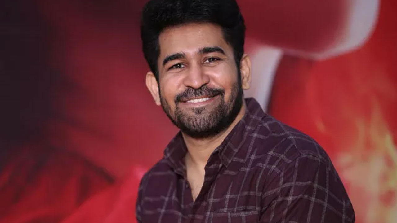 Vijay Antony Apologizes For Postponed Concert 'Please Forgive Me' Vijay Antony Apologizes For Postponed Concert 'Please Forgive Me'