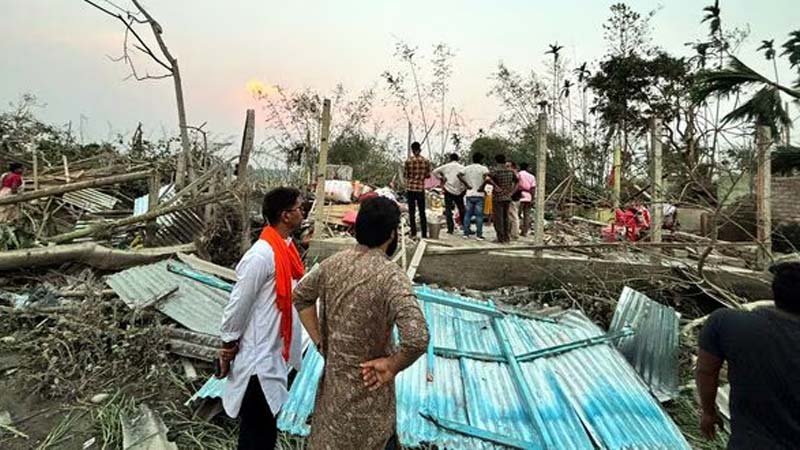 Cyclone In. Wb West Bengal Cyclone Disaster: Five people died, 500 people were injured