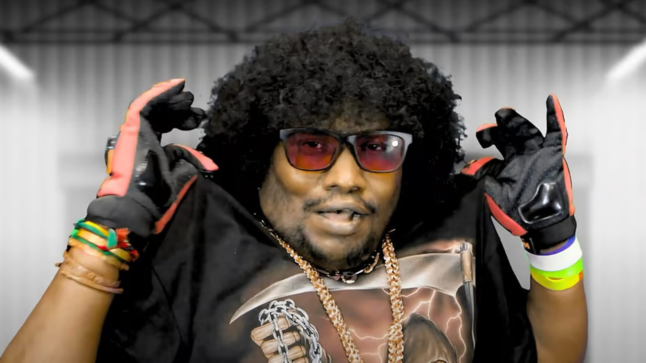 Yogi Babu to Make Hollywood Debut in 'Trap City' Set for December Release Yogi Babu to Make Hollywood Debut in 'Trap City' Set for December Release