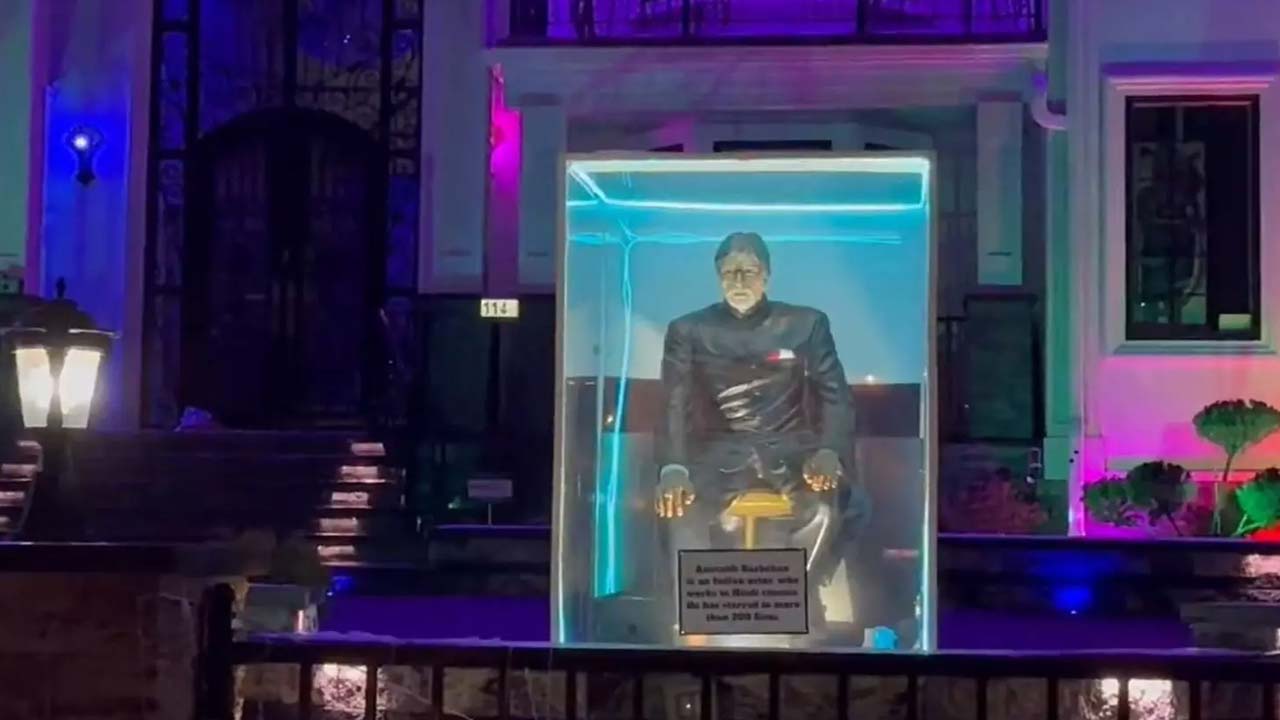 Amitabh Bachchan Statue in New Jersey Gains Google Recognition as Tourist Attraction Amitabh Bachchan Statue in New Jersey Gains Google Recognition as Tourist Attraction