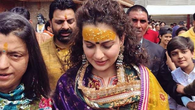 Kangana's special pooja at Bhimakali temple.