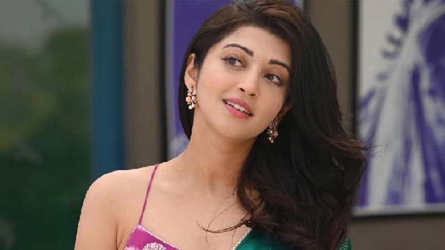 Actress Praneetha counters Sam Pitroda's comments Actress Praneetha counters Sam Pitroda's comments