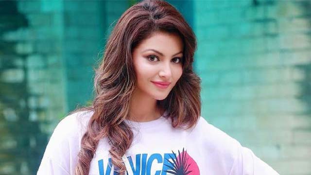 Bollywood actress Urvashi Rautela injured during the shooting of 'NBK 109'! Bollywood actress Urvashi Rautela injured during the shooting of 'NBK 109'!