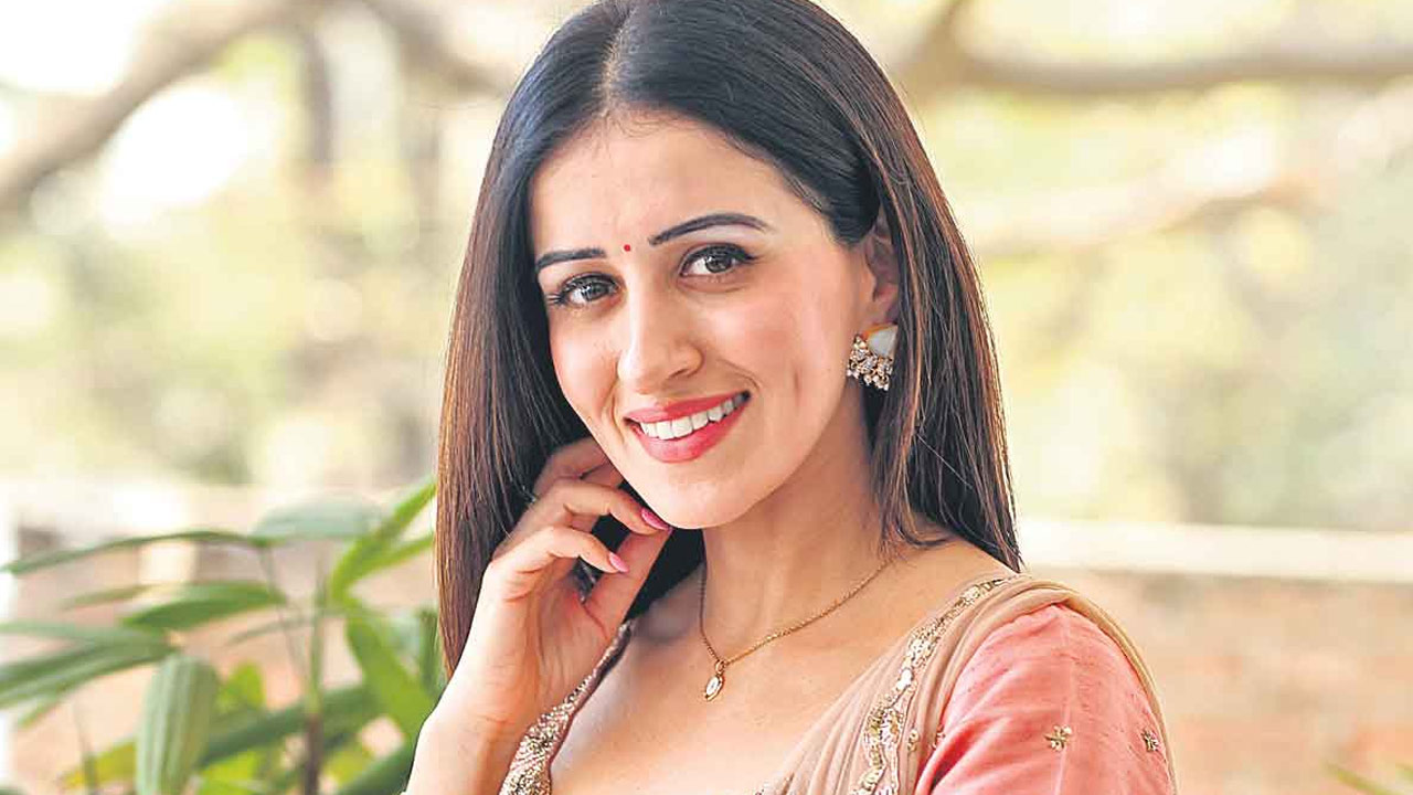 Anshu Returns to Telugu Cinema After 23 Years with Majaka