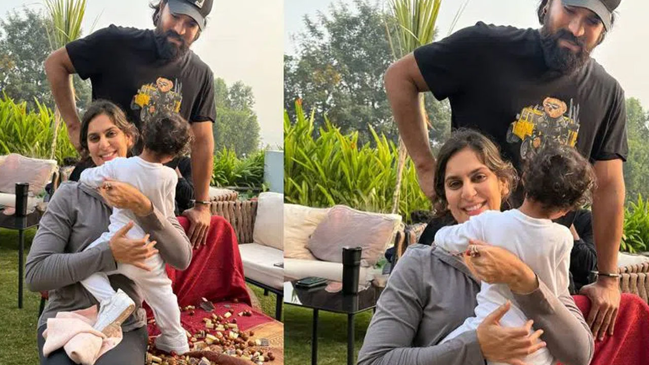 Ram Charan: Global Star's Sankranti Special Family Photo
