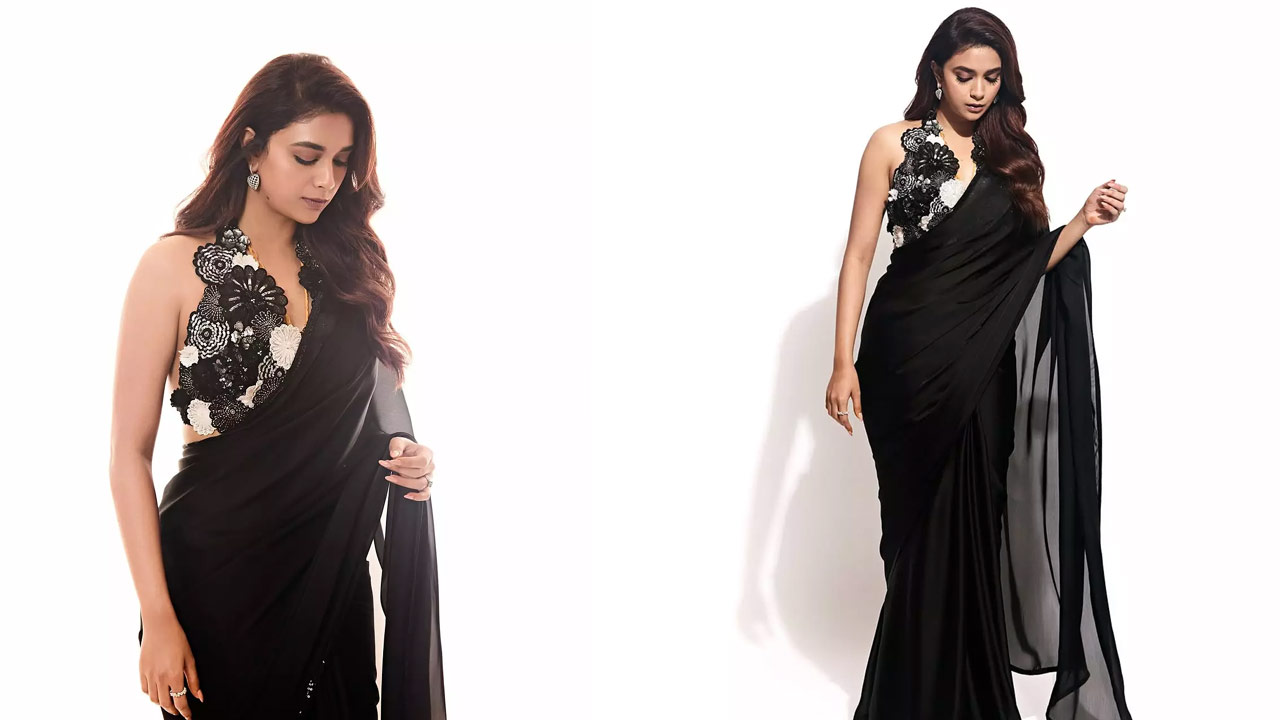 Keerthy Suresh Stuns in a Gorgeous Black Saree Keerthy Suresh Stuns in a Gorgeous Black Saree