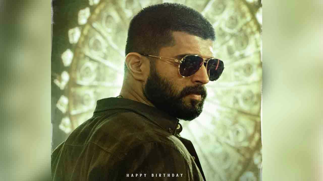 Vijay Deverakonda's 'Kingdom' Poster Released On His 36th Birthday