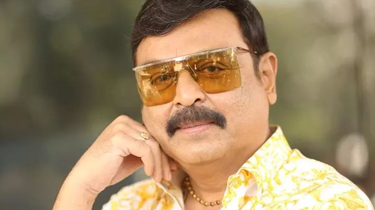 Naresh to Direct Vijay Nirmala Biopic and Create Cinema Museum