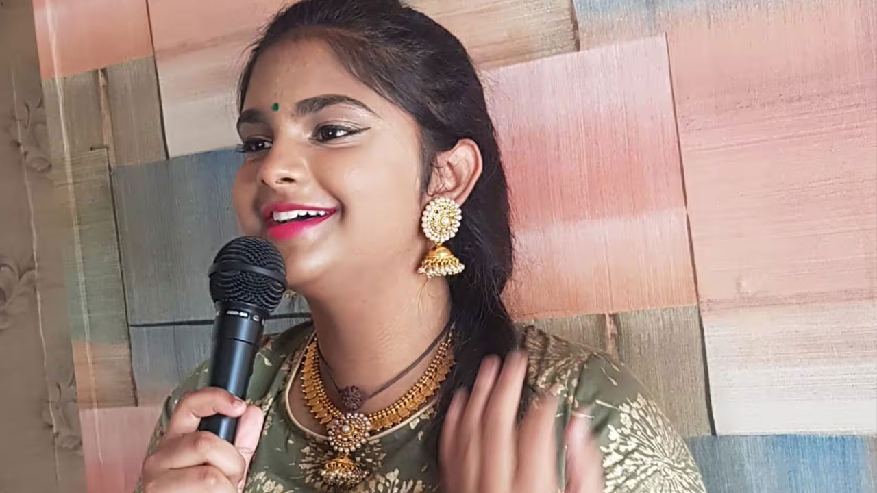 Singer Pravasthi Reveals She's Receiving Threat Calls After 'Padutha Theeyaga' Controversy