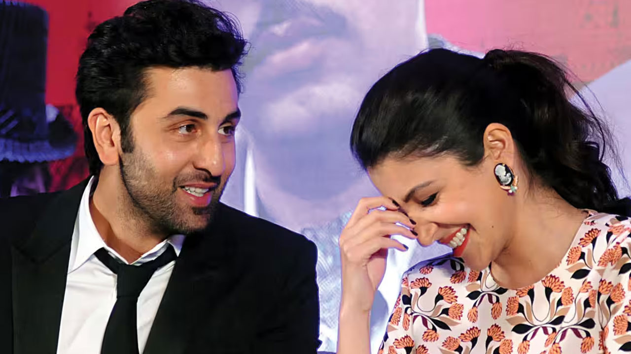 Ranbir Kapoor Reveals Anushka Sharma Rejected Actor's Love Proposal
