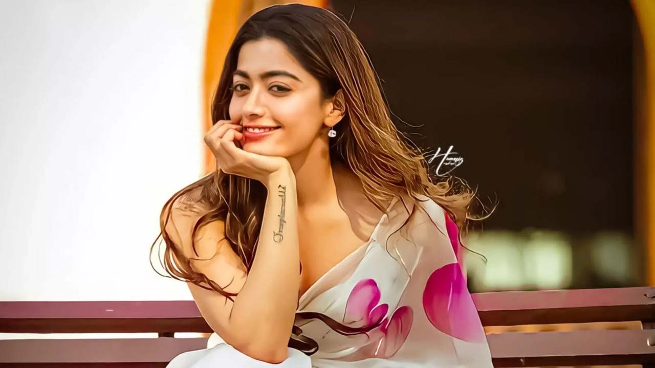 Rashmika Mandanna Speaks On Missing Family Rashmika Mandanna Speaks On Missing Family