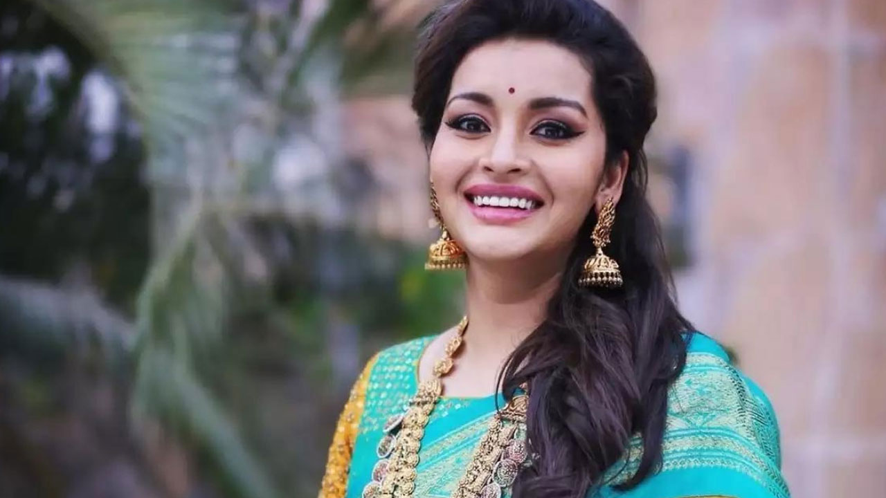 Renu Desai Reveals Why She Chose To Stay Single After Pawan Kalyan Divorce Renu Desai Reveals Why She Chose To Stay Single After Pawan Kalyan Divorce