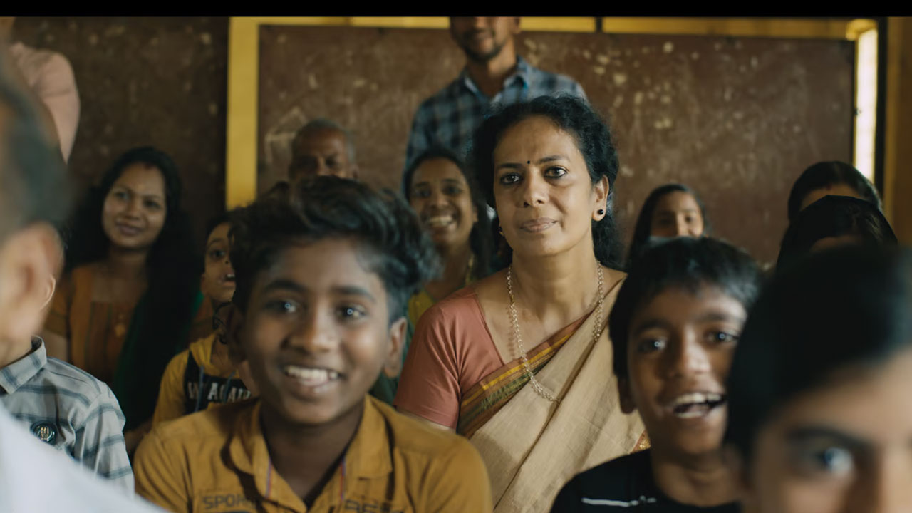 Thadavu Movie Release Date Fix