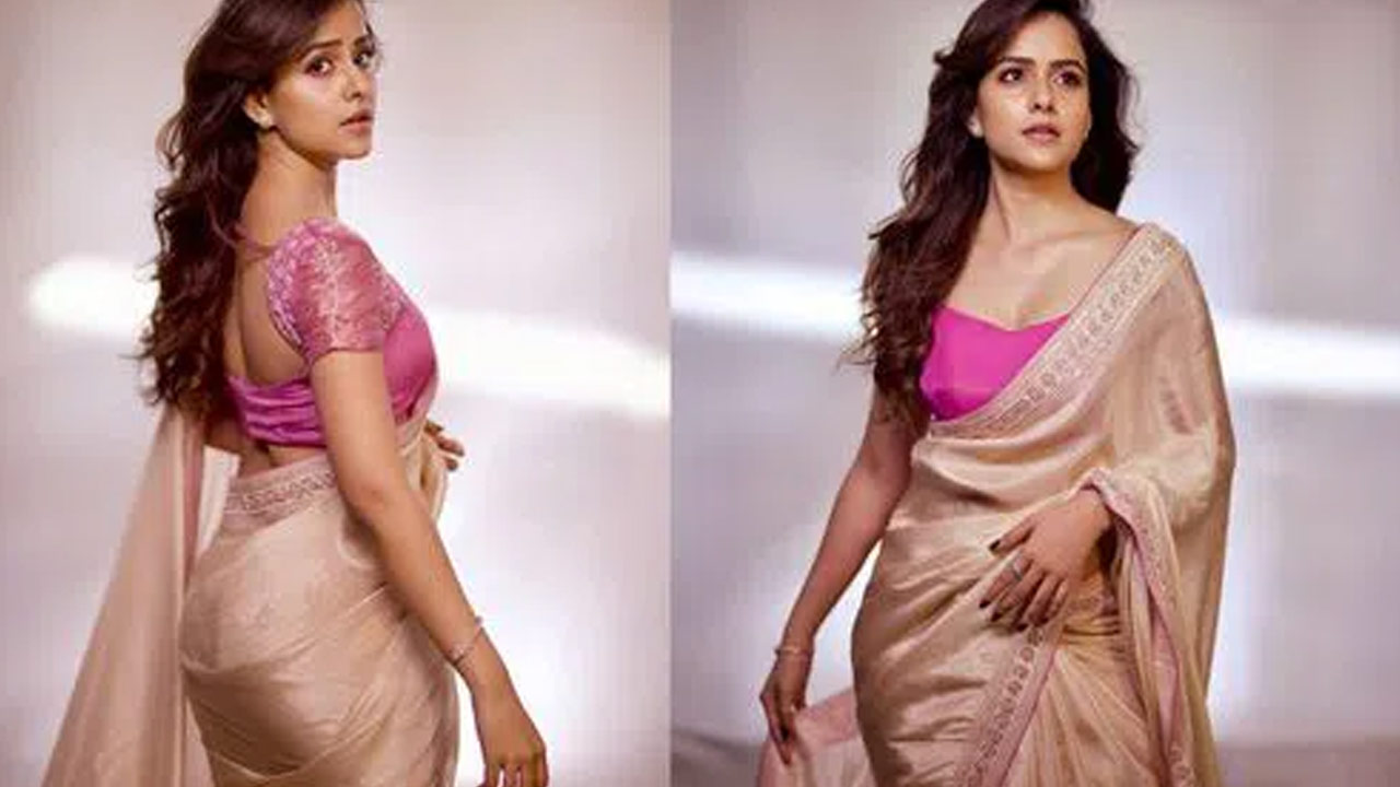 Vaishnavi Chaitanya Stuns in a Saree Look