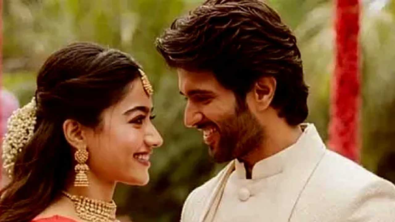 Vijay Deverakonda and Rashmika Mandanna Get Engaged in Hyderabad Vijay Deverakonda and Rashmika Mandanna Get Engaged in Hyderabad