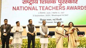 Droupadi Murmu Honours Teachers