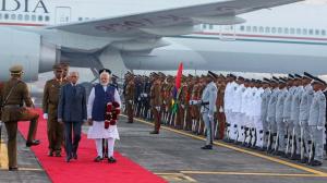 PM Modi Meets Mauritian PM in Varanasi